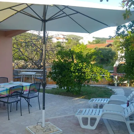 Apartments Villa Brudi Vinišće Zewnętrze zdjęcie