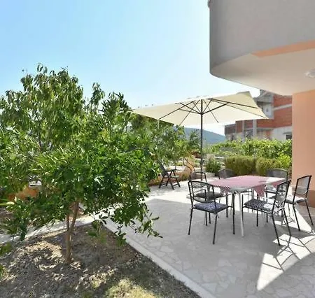 Apartments Villa Brudi Vinišće Zewnętrze zdjęcie