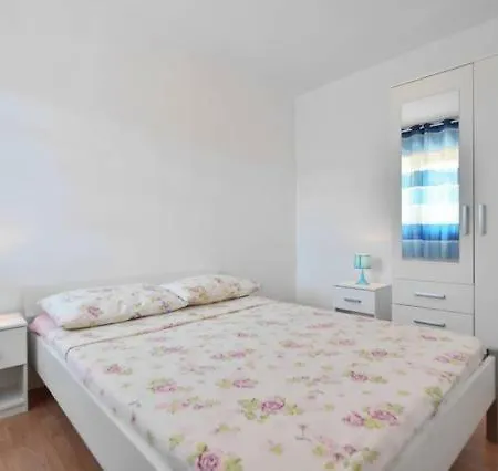 Apartments Villa Brudi Vinišće Zewnętrze zdjęcie