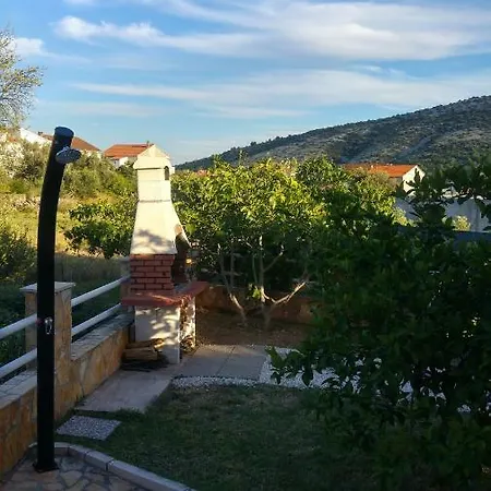 Apartments Villa Brudi Vinišće Zewnętrze zdjęcie