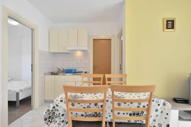 Apartment Brudi *